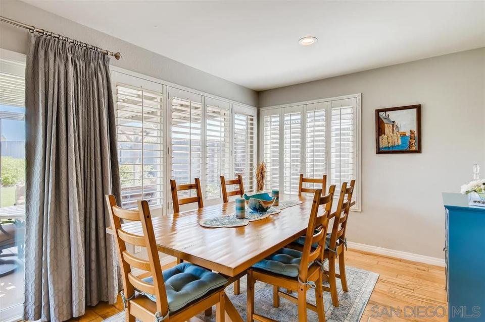  10872 Valldemosa Ln, San Diego, CA 92124 photo 8