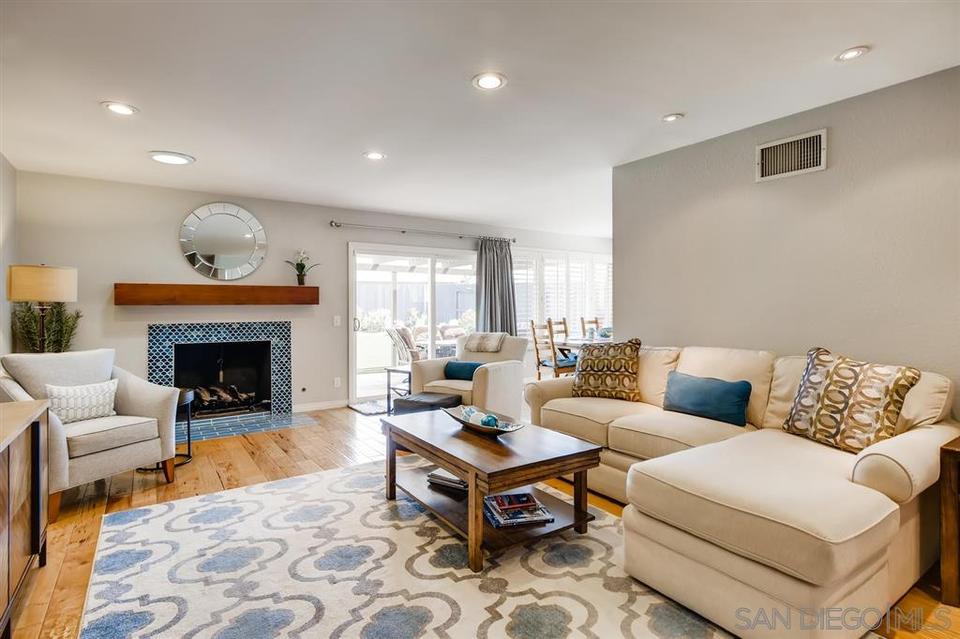  10872 Valldemosa Ln, San Diego, CA 92124 photo 7
