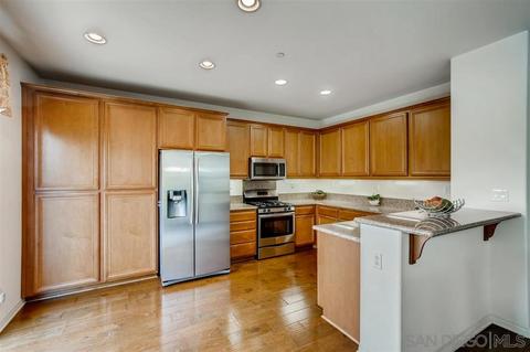 702 Titanium Pl, Vista, CA 92083 photo 6