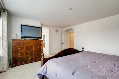 702 Titanium Pl, Vista, CA 92083 photo 11