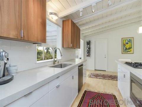 418 Glencrest Dr, Solana Beach, CA 92075 photo 9