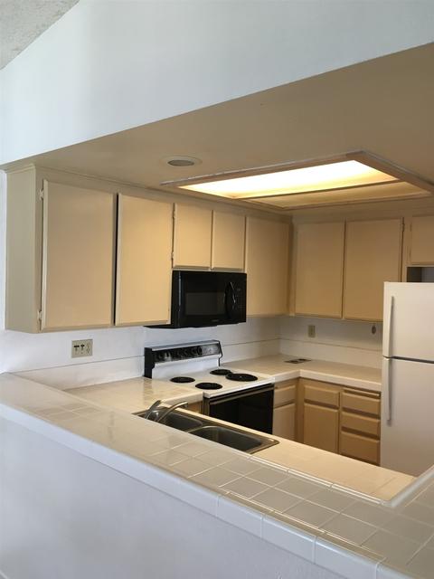 2425 Cranston #208, Escondido, CA 92025 photo 7