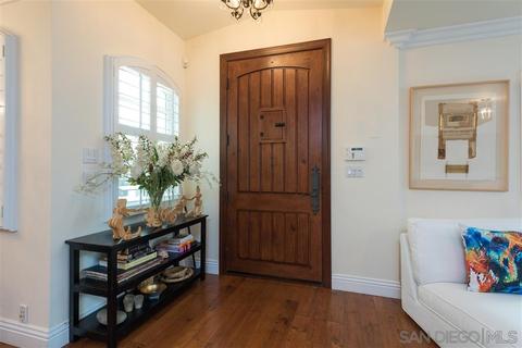 722 Genter St, La Jolla, CA 92037 photo 4