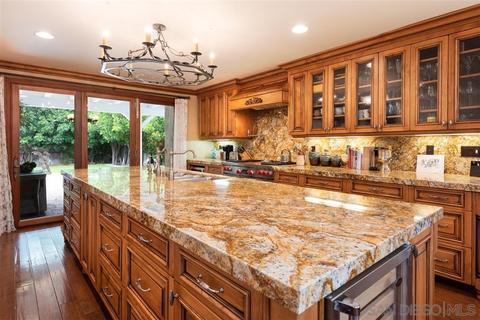 722 Genter St, La Jolla, CA 92037 photo 1