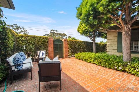 7777 Ludington Pl, La Jolla, CA 92037 photo 4