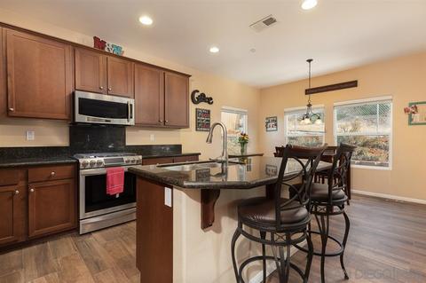 7535 Ohio Pl, La Mesa, CA 91942 photo 9
