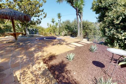 1157 Hamlet Dr, El Cajon, CA 92021 photo 4