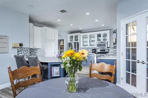 519 B Ave, Coronado, CA 92118 photo 8