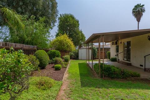 1052 Thomas Way, Escondido, CA 92027 photo 23
