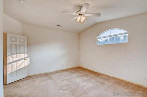 14195 Kelli Ln, El Cajon, CA 92021 photo 11