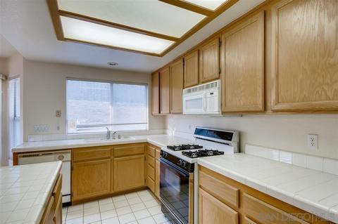 14195 Kelli Ln, El Cajon, CA 92021 photo 8