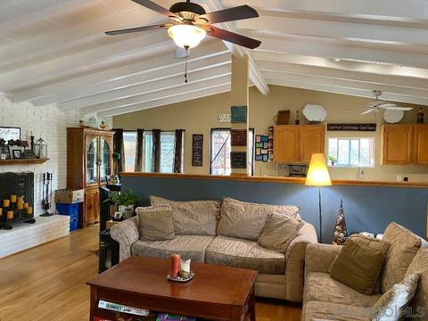 9357 Manor Dr, La Mesa, CA 91942 photo 3