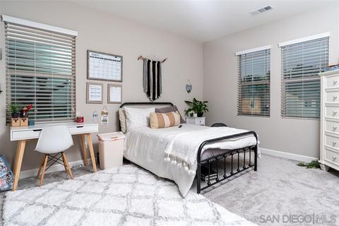 21718 Deer Grass Dr, Escondido, CA 92029 photo 11