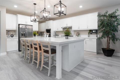 21718 Deer Grass Dr, Escondido, CA 92029 photo 3