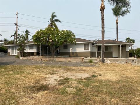 1454 Olive Ave, Vista, CA 92083 photo 4
