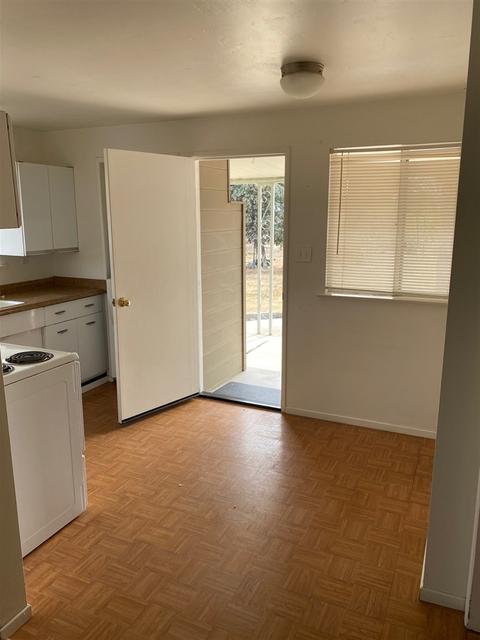 1454 Olive Ave, Vista, CA 92083 photo 18