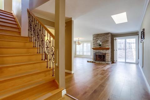 2821 Unicornio St, Carlsbad, CA 92009 photo 4