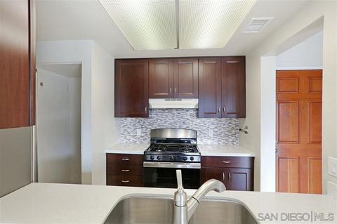 2924 Anawood Way, Spring Valley, CA 91978 photo 17