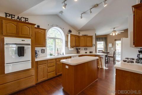 13735 Sage Mountain Ln, Jamul, CA 91935 photo 7