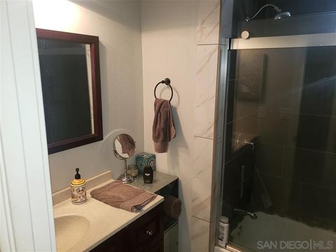 1506 Oak Dr #85, Vista, CA 92084 photo 12
