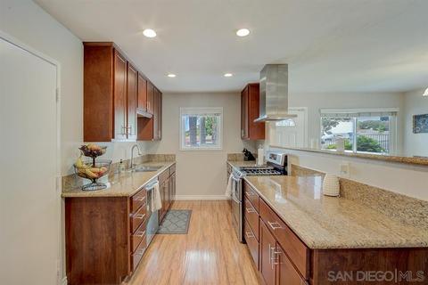 3961 Cameo Dr, Oceanside, CA 92056 photo 10