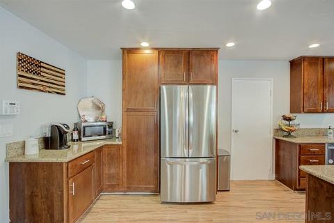 3961 Cameo Dr, Oceanside, CA 92056 photo 12