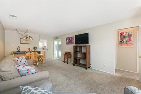 4714 Westridge Dr, Oceanside, CA 92056 photo 8