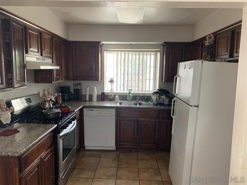 1267 E Madison Ave, El Cajon, CA 92021 photo 8