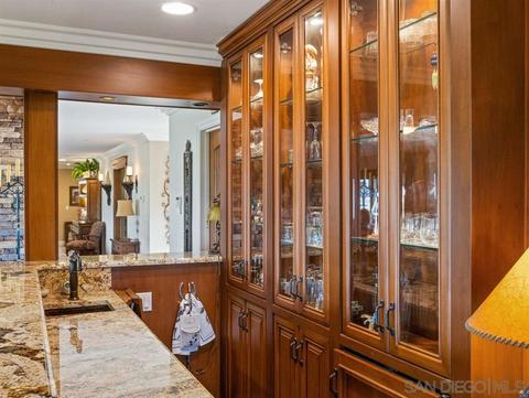 2505 Royal Crest Dr, Escondido, CA 92025 photo 16