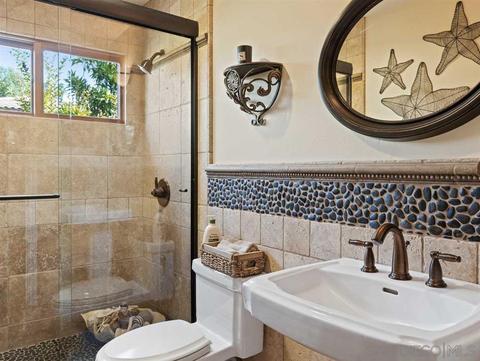 2505 Royal Crest Dr, Escondido, CA 92025 photo 13