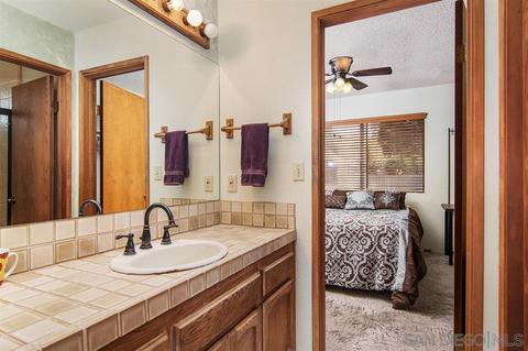6215 Primrose Dr, La Mesa, CA 91942 photo 18