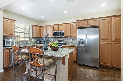 1748 Wolf Canyon Loop, Chula Vista, CA 91913 photo 9