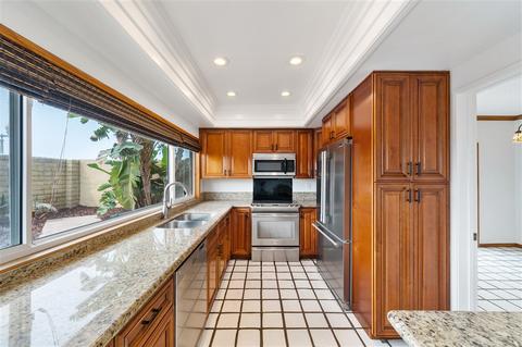 32 Half Moon Bnd, Coronado, CA 92118 photo 7
