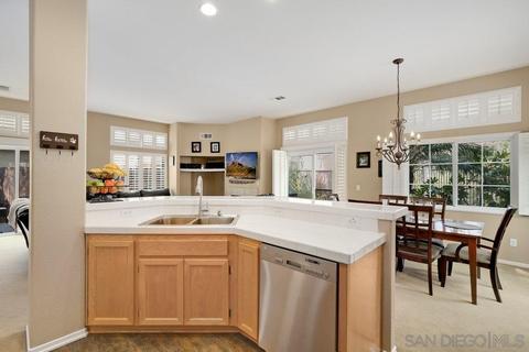 8977 Courtyard View Dr, Escondido, CA 92026 photo 7