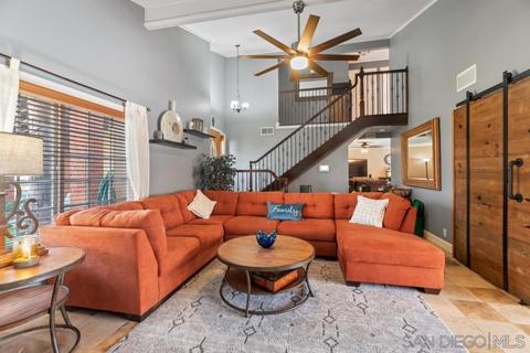 919 Centurion Pl, Escondido, CA 92026 photo 4
