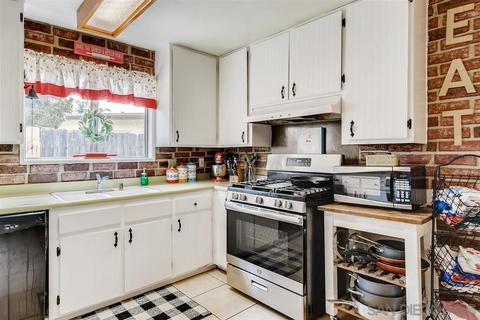 8409 Dube Ct, Santee, CA 92071 photo 12