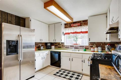 8409 Dube Ct, Santee, CA 92071 photo 11