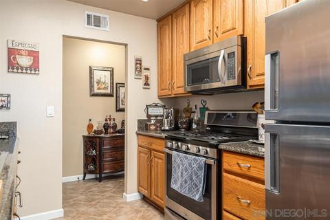 10115 Carreta Dr, Santee, CA 92071 photo 12