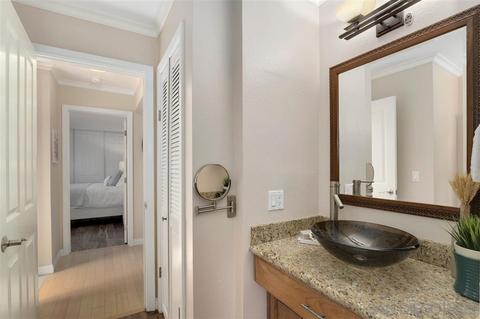 864 E Ave, Coronado, CA 92118 photo 15