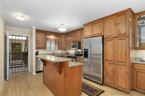 864 E Ave, Coronado, CA 92118 photo 5