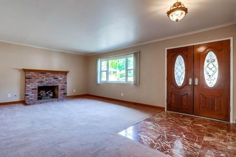 687 Dewane Dr, El Cajon, CA 92020 photo 2
