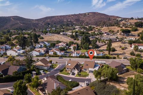 2612 Clifftop Ln, Spring Valley, CA 91977 photo 1