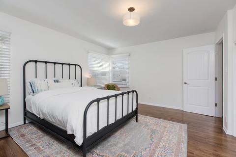 835 Midway St, La Jolla, CA 92037 photo 12