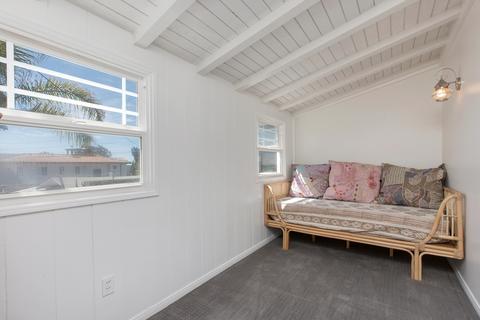 835 Midway St, La Jolla, CA 92037 photo 18