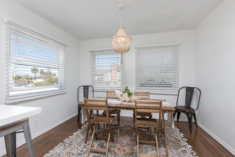 835 Midway St, La Jolla, CA 92037 photo 8