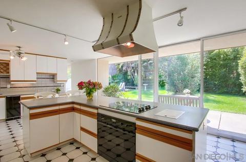 7390 Via Capri, La Jolla, CA 92037 photo 14