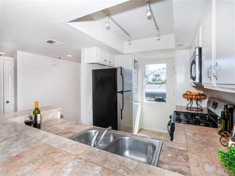 219 Mangano Cir, Encinitas, CA 92024 photo 3
