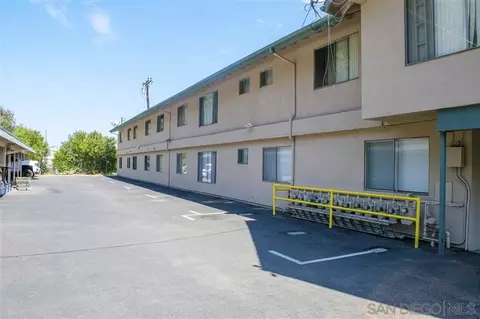 1433 S Mission Rd, Fallbrook, CA 92028 photo 9