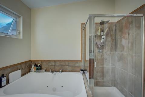 1409 Portola Ave, Spring Valley, CA 91977 photo 18