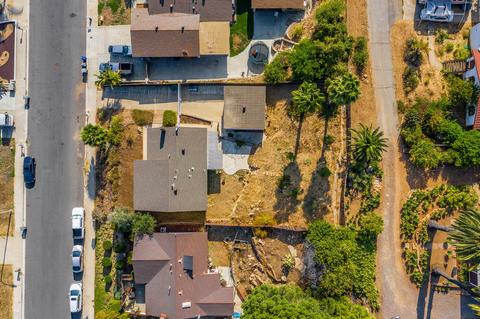 1414 Esperanza Way, Escondido, CA 92027 photo 25